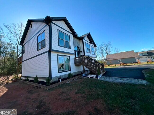 Building Photo - 363 Bayside Ln