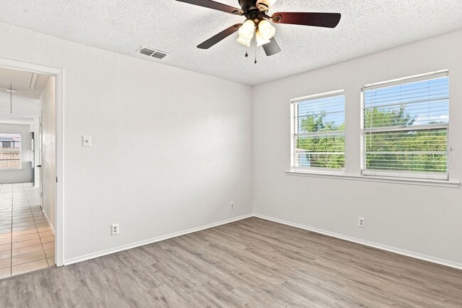 Building Photo - 5700 Cherry Park