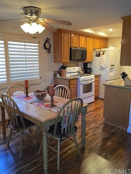 Building Photo - 305 Coral Reef Dr