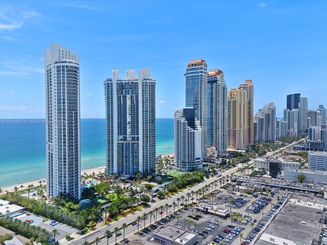 Building Photo - 18101 Collins Ave