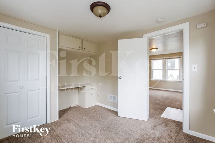 Building Photo - 519 S Elmwood Ave