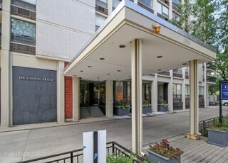 Building Photo - 1355 N Sandburg Terrace