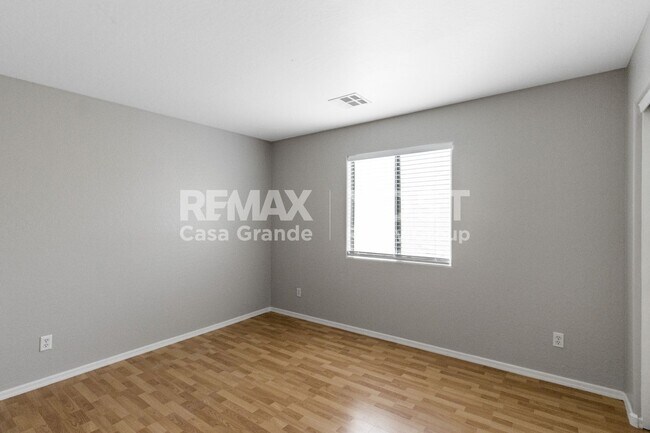 Building Photo - Charming 3 bedroom home in Highland Manor