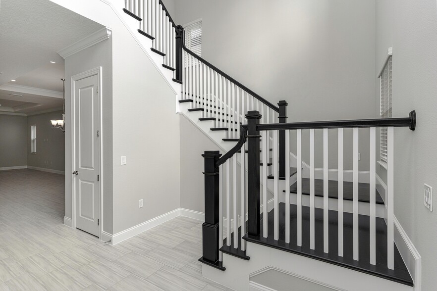 Stairwell to Upstairs - 10146 Royal Island Ct