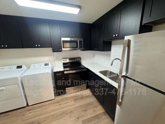 Building Photo - 105 Meaux Blvd
