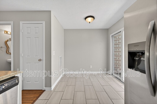 Building Photo - 3271 Harpeth Springs Dr