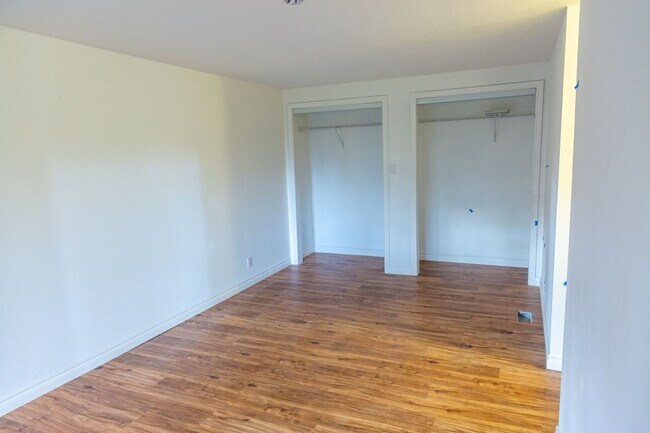 Building Photo - 17305 Dayton Ave