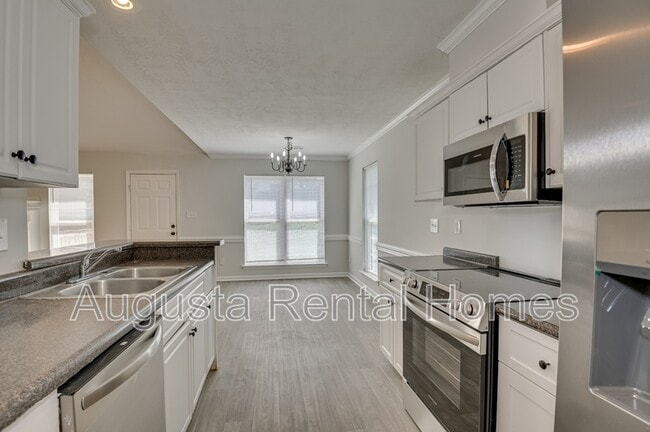 Building Photo - 409 Urial Dr