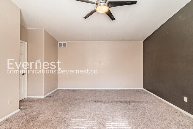 Building Photo - Spacious Home with Fenced Backyard and 2-Car Garage / 4 Bed, 3 Bath  / Voucher Accepted / Coming ...