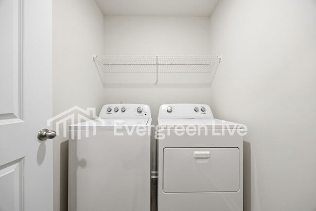 Building Photo - Coming Soon!