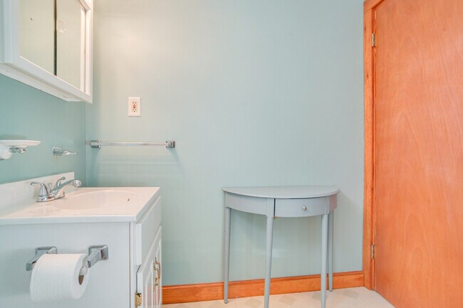 Building Photo - 29 Cole St