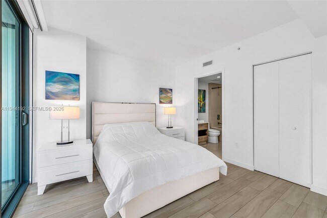 Building Photo - 1300 S Miami Ave