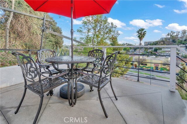 Building Photo - 4775 Huntington Dr