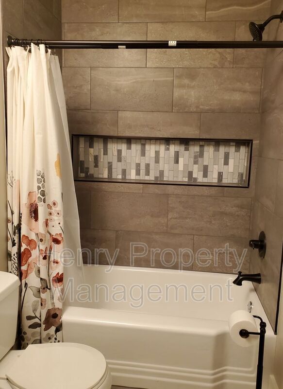 Building Photo - 309 Webster St