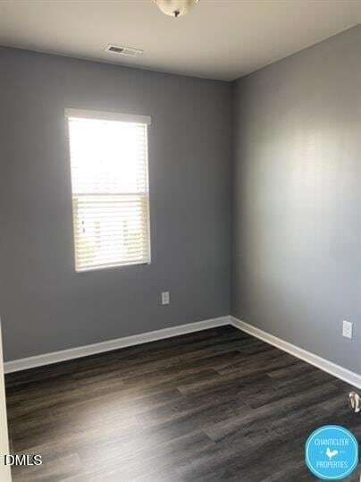 Building Photo - 8960 Commons Townes Dr