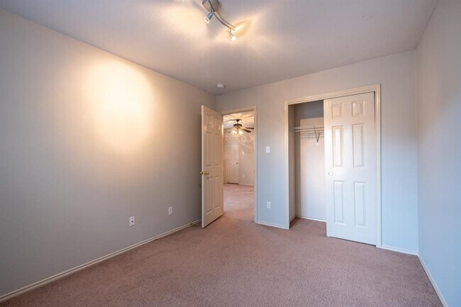 Building Photo - 15509 Miss Adrienne's Path