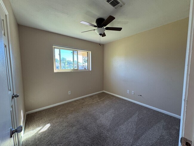 Building Photo - SOUTHERN GARDENS