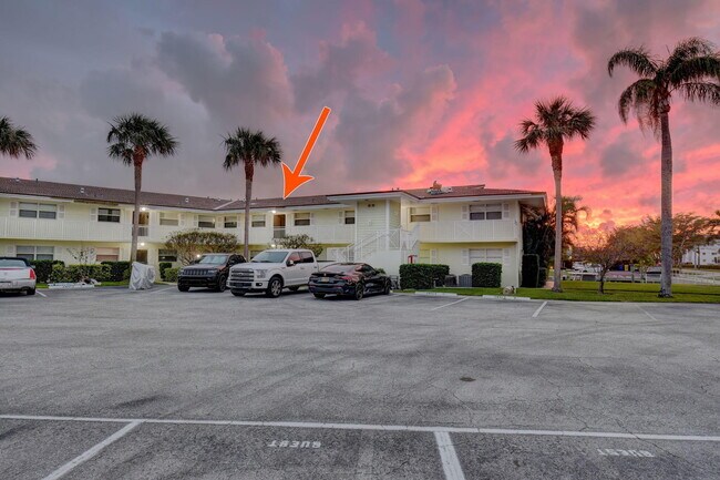 Building Photo - 68 Yacht Club Dr