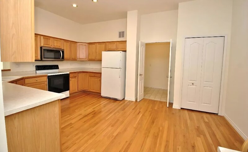 Building Photo - 3447 Plantation Grove