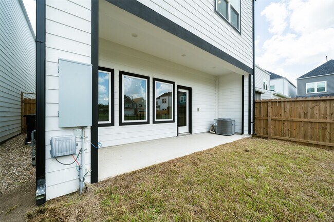 Building Photo - 11325 Stonework Garden Ln