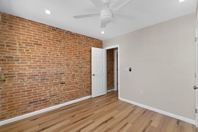 Building Photo - 1411 Olive St