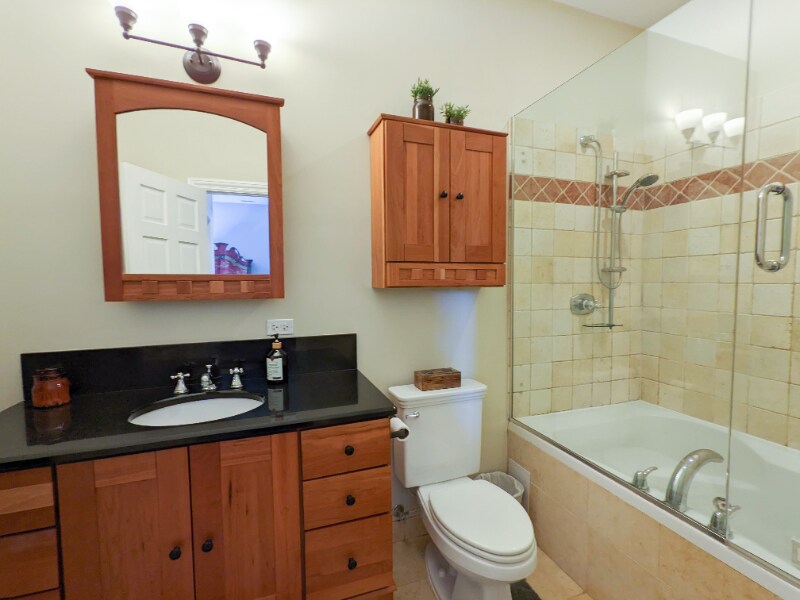 Building Photo - 1803 W Thomas St