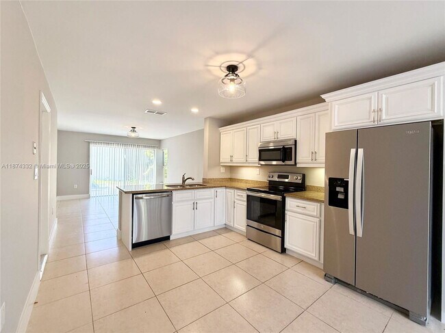 Building Photo - 1140 Oysterwood St