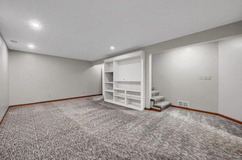 Building Photo - 524 Benz Rd