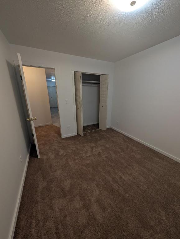 Building Photo - 145 E Paras Hill Dr