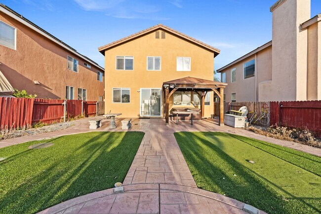 Building Photo - 1564 Clanton Pl