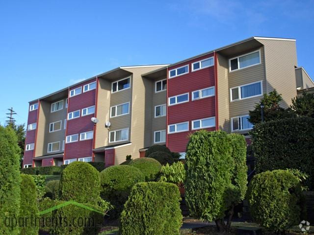 Building Photo - Bayshore Apartments