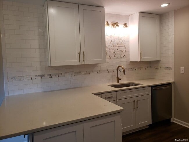 Building Photo - 87 Mountain View Ct