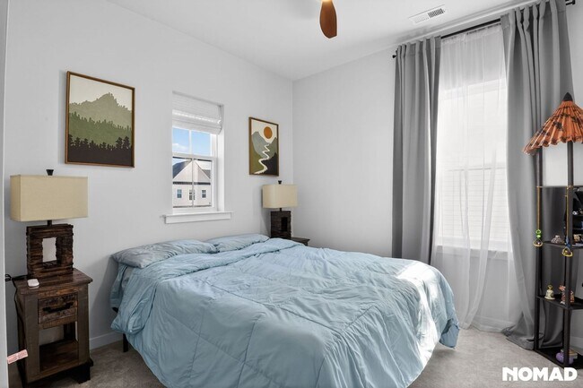 Building Photo - 139 S Lore's Landing Rd