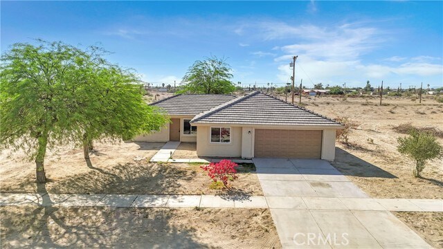 Building Photo - 1341 Beach Club Dr