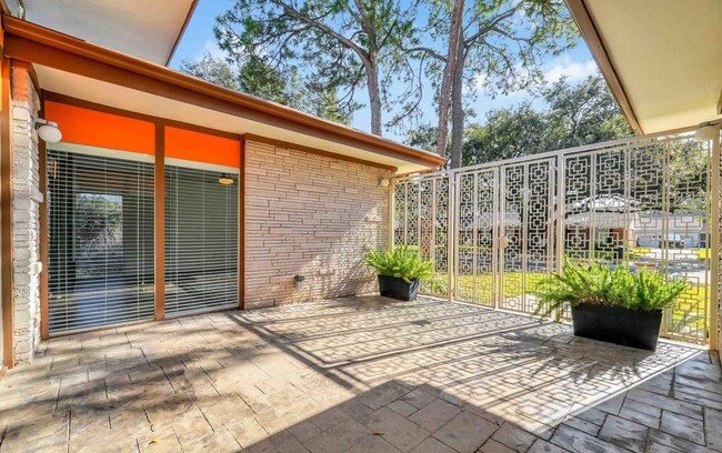 Building Photo - Exclusively Marketed by Wajdi Ahmad with Realty Of America. For more information please visit HAR...