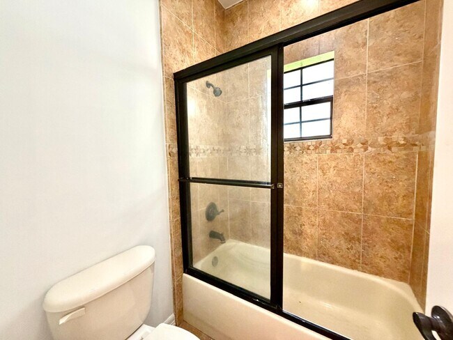 Building Photo - 8216 Casa Verde Rd