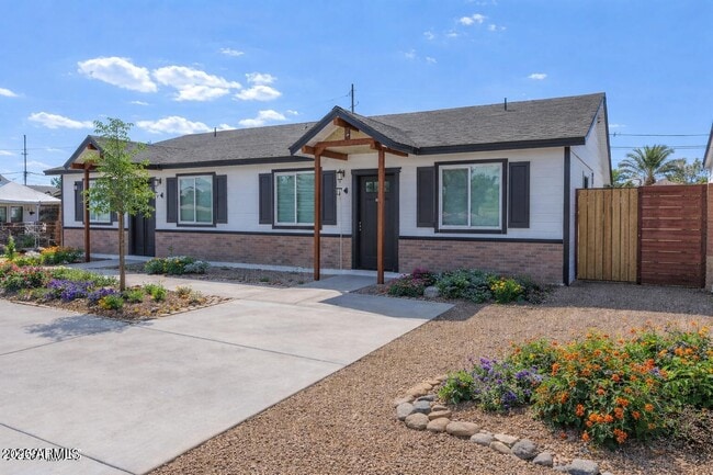 Building Photo - 616 S 96th Pl