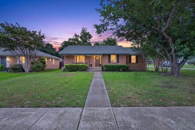 Building Photo - 105 S Weatherred Dr