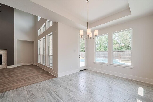 Building Photo - 23649 Silver Palm Trl