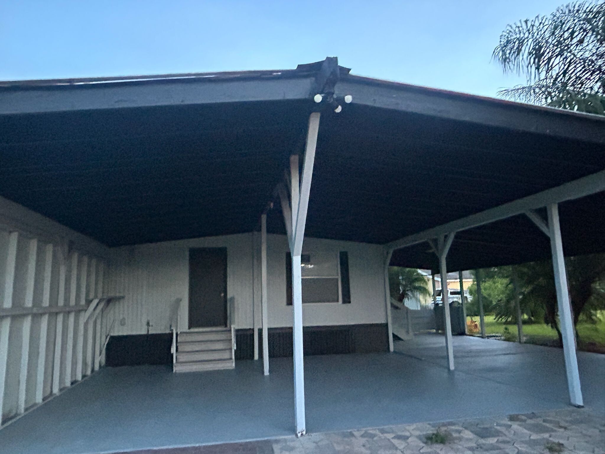 Building Photo - 3844 Hixon Ave