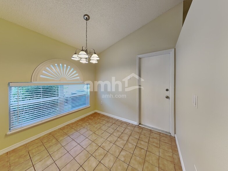 Building Photo - 4308 Iveyglen Ave