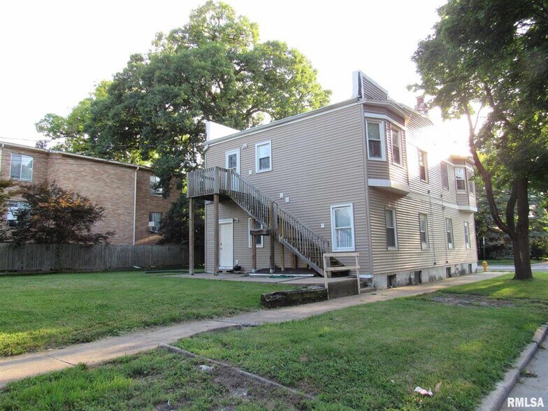 Building Photo - 1701 25th St