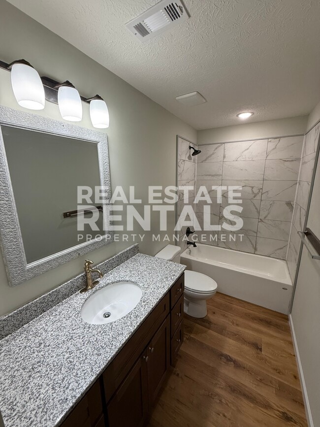 Building Photo - 1812 McKinley Ave