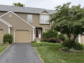 Building Photo - 155 Weybridge Dr