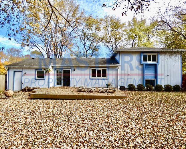 Building Photo - 3 Bedroom House for Rent