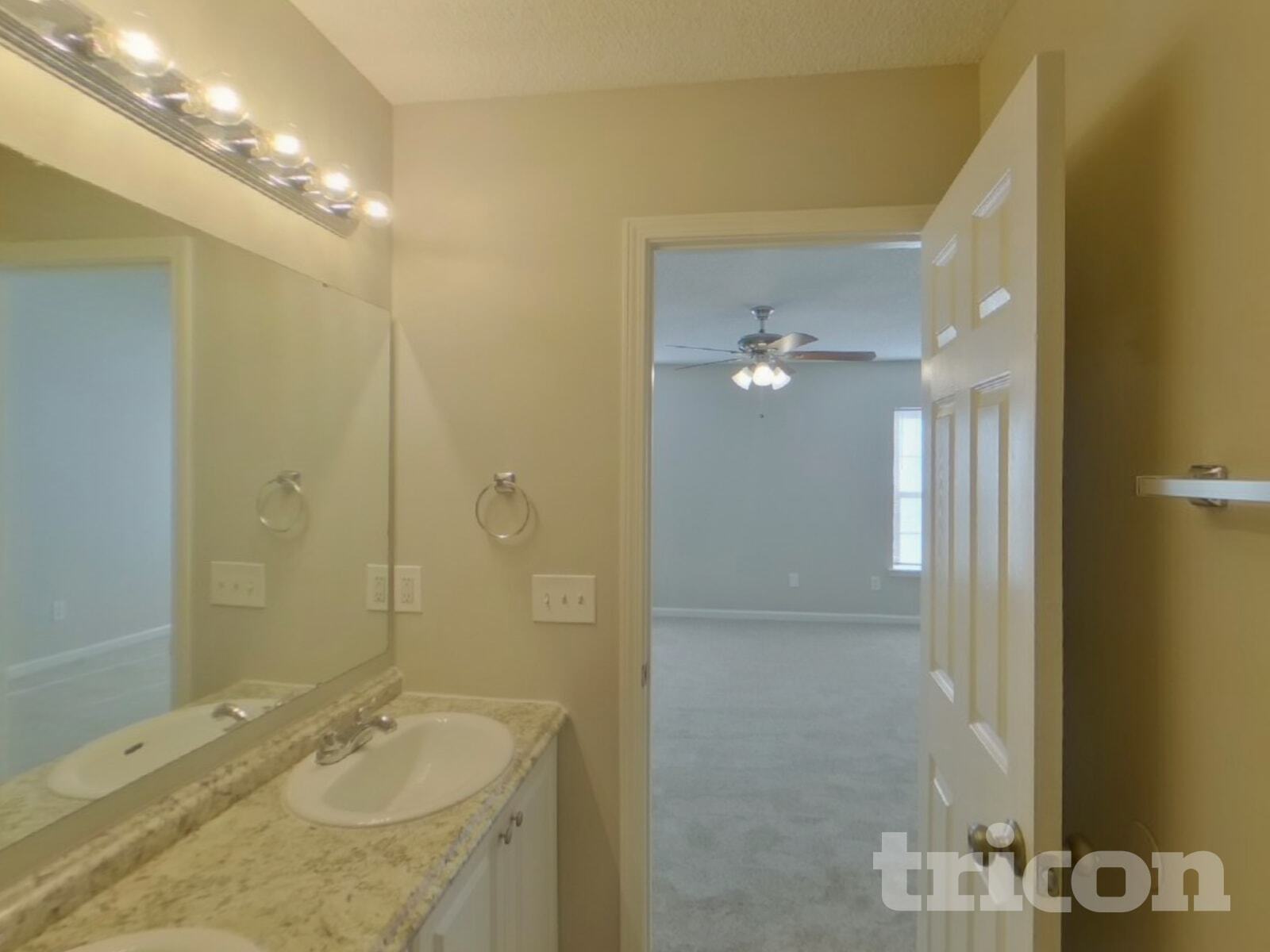 Building Photo - 228 Summer Park Rd