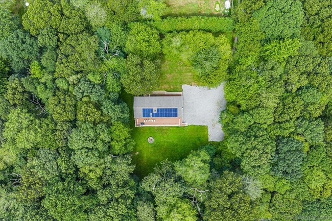Building Photo - 128 Sharp Hill Rd