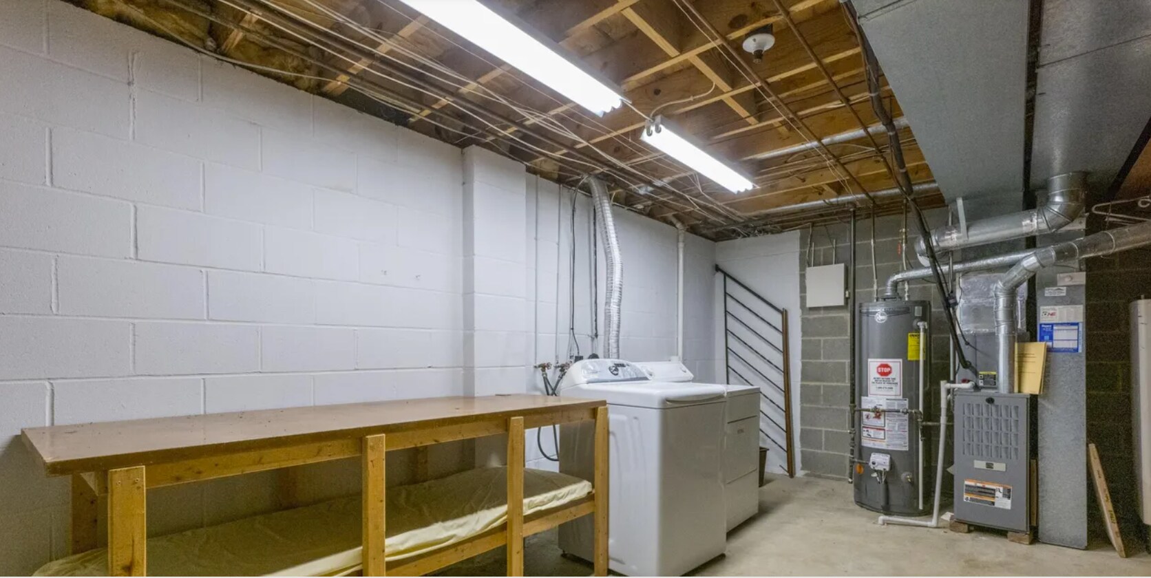 Building Photo - 5275 Timberline Rd