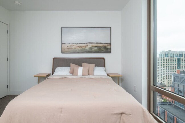 Building Photo - 99 Kneeland St