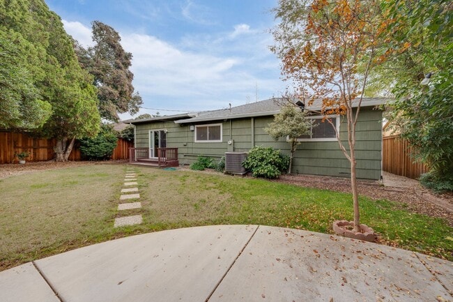 Building Photo - 5113 Sitton Way